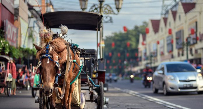 Buat yang di Jogja, Ada Launching Andong Online di Malioboro Night Festival Malam Ini. Yuk ke Sana!