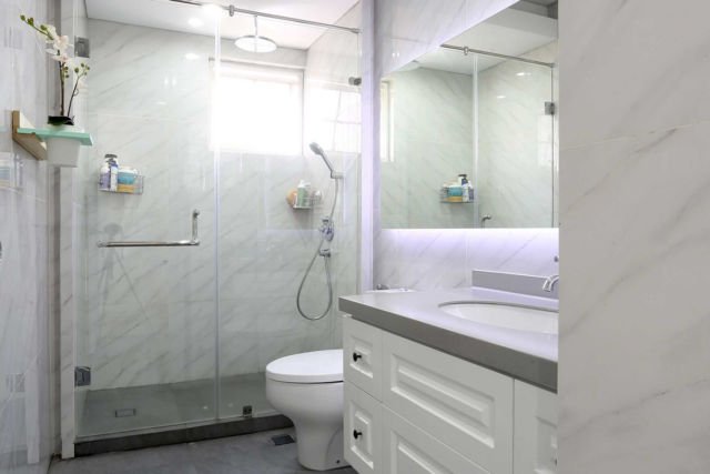 Shower box kamar mandi ANF di Jakarta  karya Arkana Buana