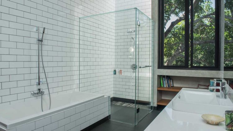 8 Inspirasi Shower Box Keren untuk Kamar Mandi Minimalismu