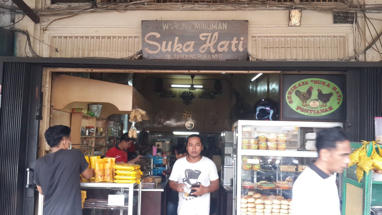 Menikmati Seduhan Kopi di Suka Hati, Warung Kopi Legendaris nan Laris di Pontianak