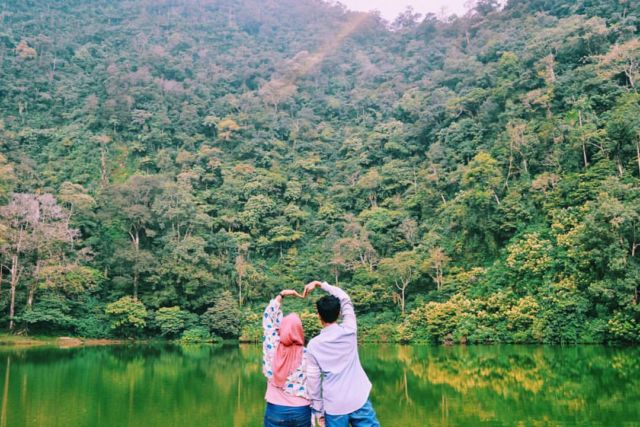 Potret Telaga Warna, Puncak Bogor