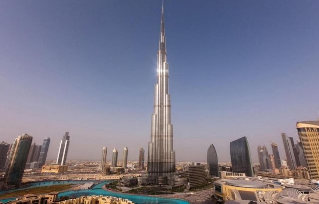 Burj Khalifa, Uni Emirat