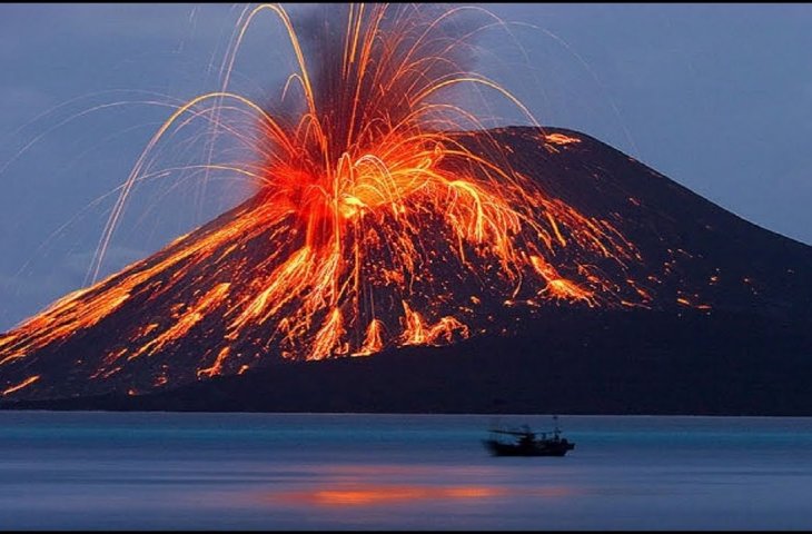 8 Letusan Gunung Paling Dahsyat di Indonesia. Ada yang Abunya Menutup Atmosfer dan Bikin Gelap Dunia