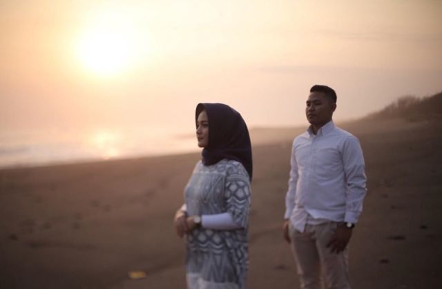 prewedding tanpa sentuhan