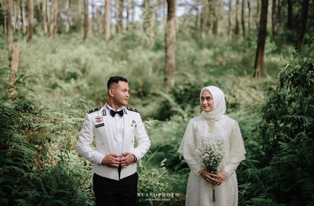 prewedding tanpa sentuhan