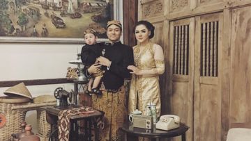 Rayakan Ulang Tahun Pertama sang Anak, Vicky Shu Umumkan Tengah Hamil Kedua