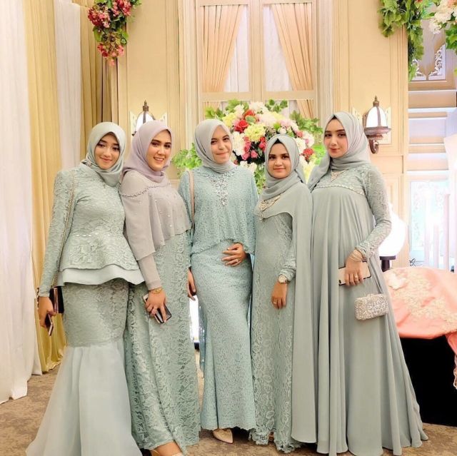 Model Baju Bridesmaid Warna Tosca