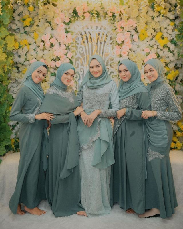 Model Baju Bridesmaid Tosca