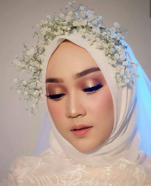 pengantin hijab mahkota