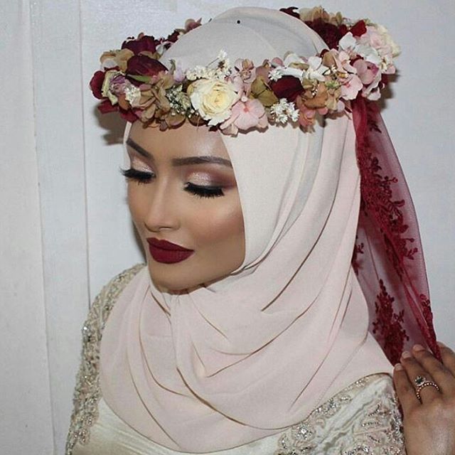 pengantin hijab mahkota