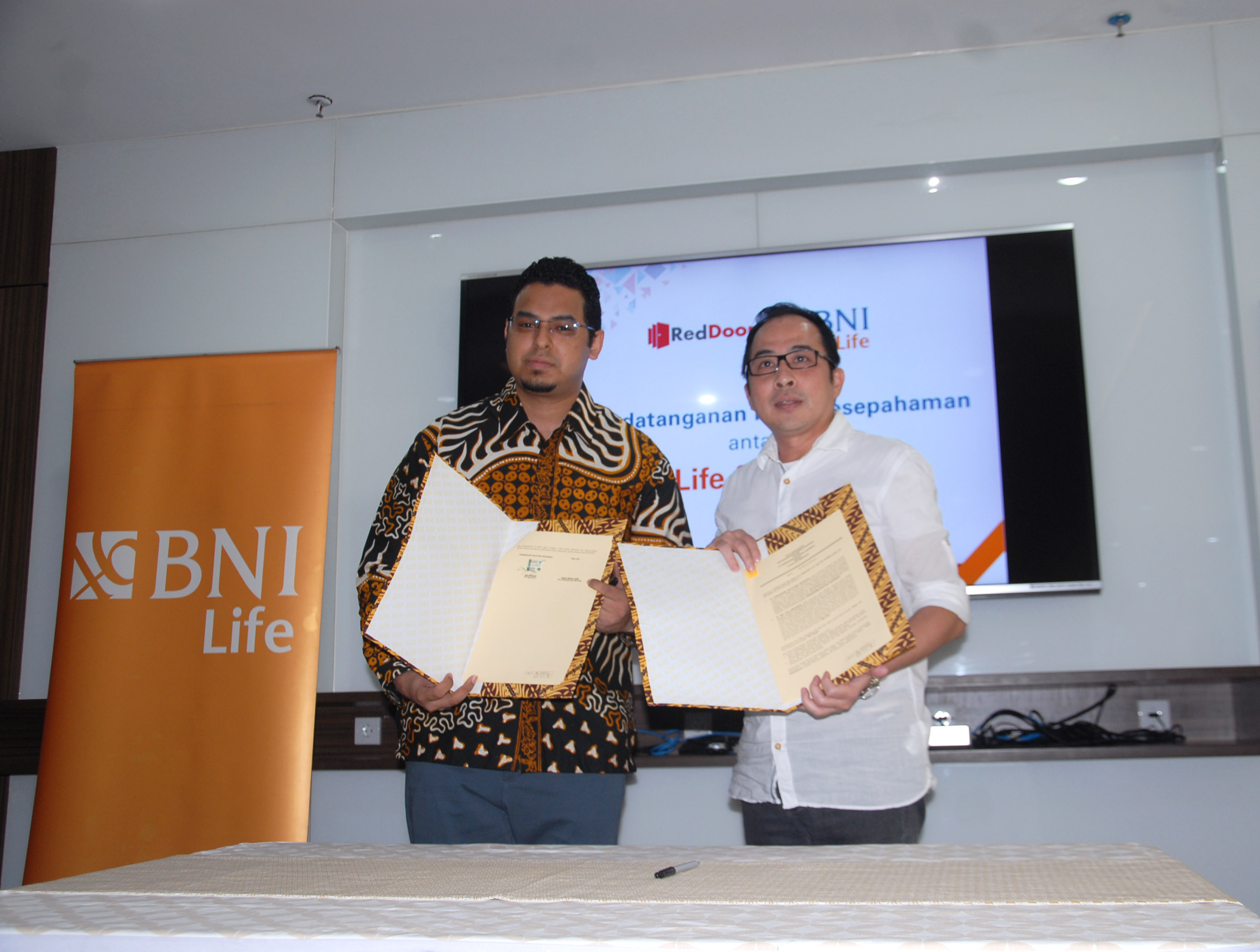 Jalin Kerja Sama Kembali, RedDoorz dan BNI Life Berikan Asuransi Kesehatan Gratis ke Karyawan Mitra Properti