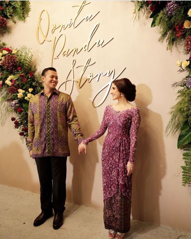 baju couple lamaran