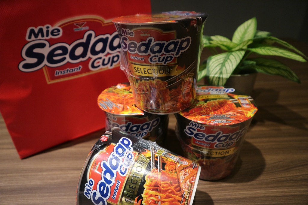 Pencinta Pedas Wajib Coba Mie Sedaap Cup Korean Spicy Chicken. Selain Praktis, Pedasnya Bisa Diatur!