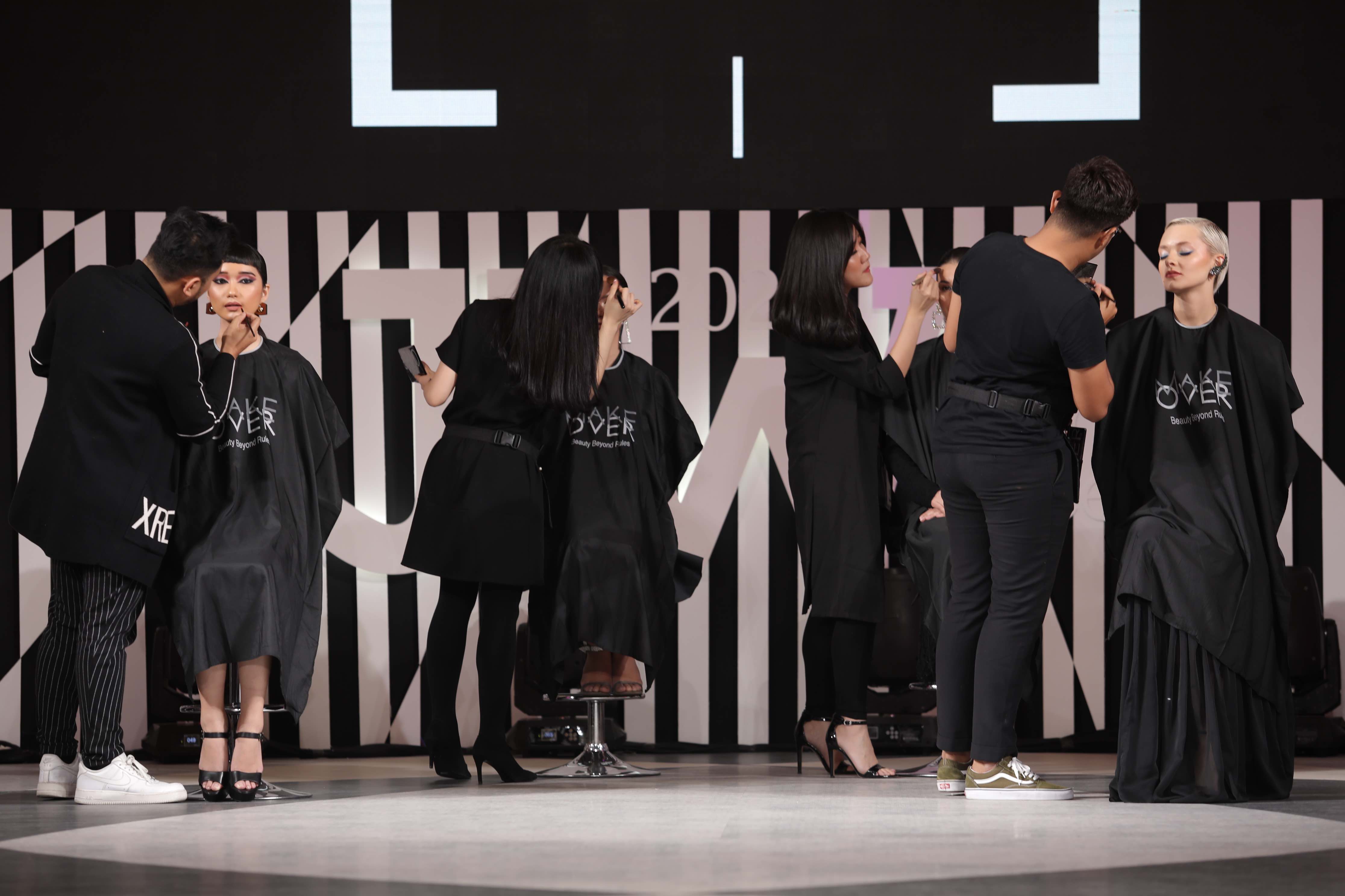 Lewat Ajang Make Over MUA Hunt 2019 Showcase, Make Over Boyong Make-Up Artist Baru di JFW 2020