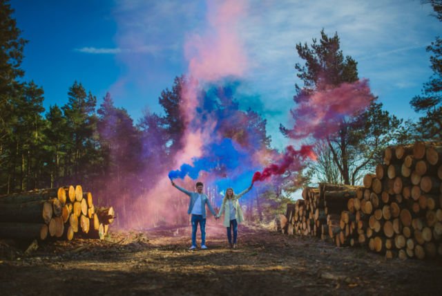 prewedding smoke bomb