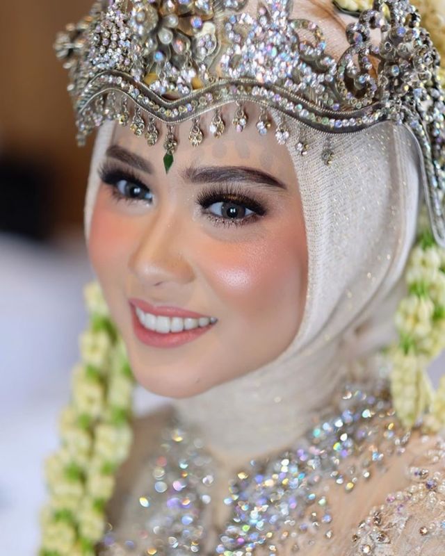 make up pengantin natural