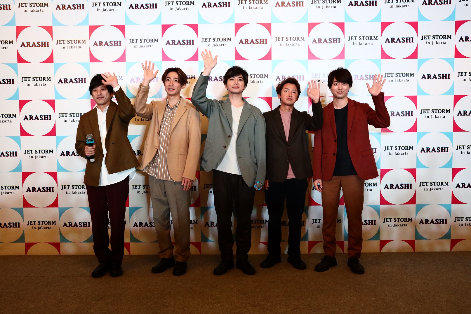 Group Band Jepang, ARASHI, Selesaikan Tour “Jet Storm” di 4 Negara. Intip Kesan Pesan Para Anggotanya!