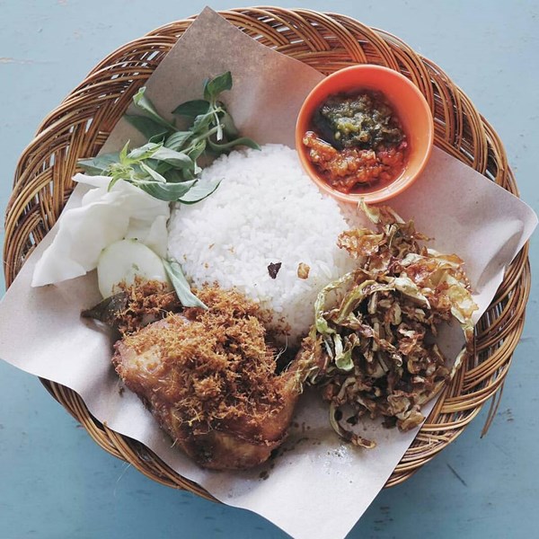 Ayam Rempah Pak Roso - Photo by Cerita Makan