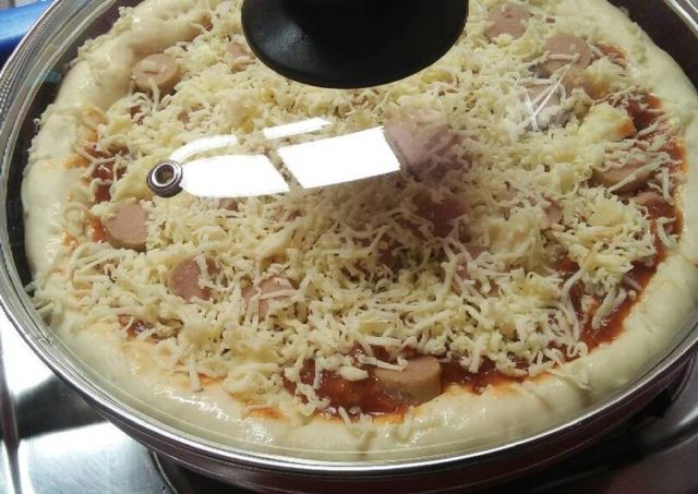 resep pizza teflon empuk dan lembut