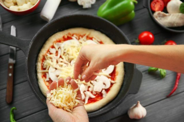 resep pizza teflon empuk dan lembut