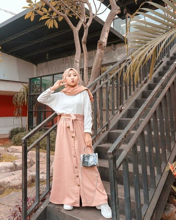 style baju putih hijab