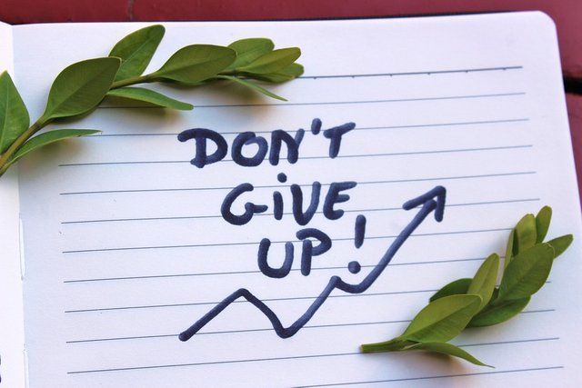 Never Give up by Steemit