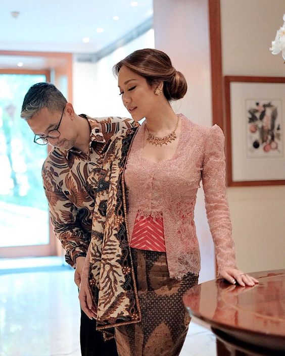 model kebaya kutu baru