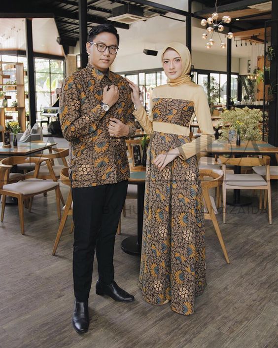 batik couple