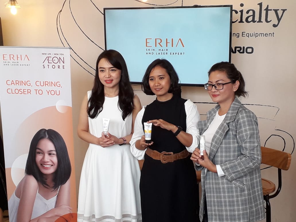 Nggak Perlu Pusing Lagi Urus Kulit dan Rambut, Kini ERHA Skin & Hair Series Tersedia di AEON Store dan Watsons