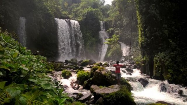 Air Terjun Pengantin