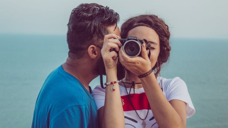 Terima Kasih Telah Membuatku Jatuh Cinta, Meski Bukan pada Pandangan Pertama