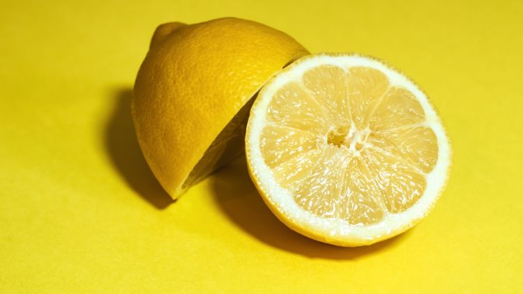 Lemon, Si Kuning yang Memiliki Banyak Khasiat untuk Kesehatan