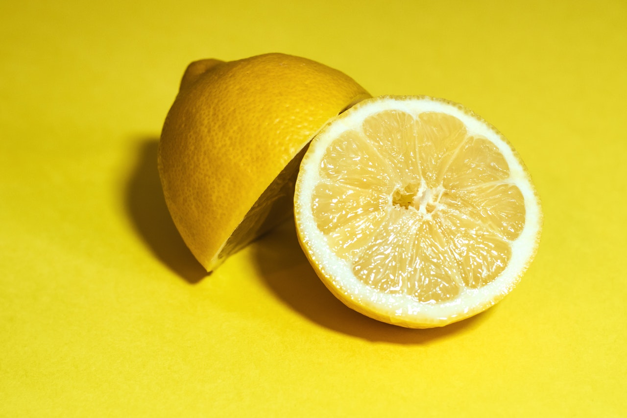 Lemon, Si Kuning yang Memiliki Banyak Khasiat untuk Kesehatan