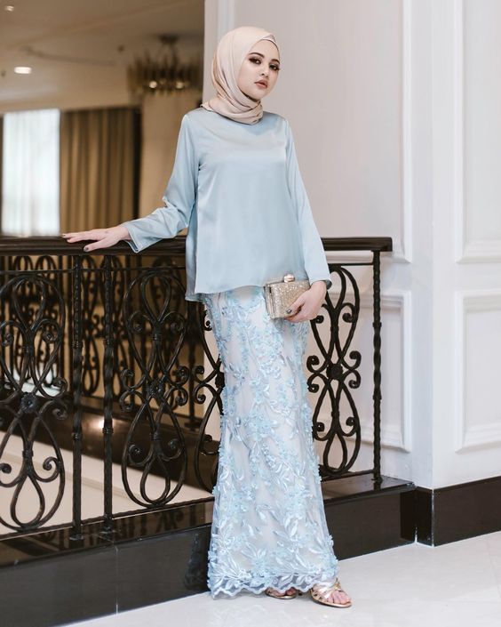 model kebaya duyung