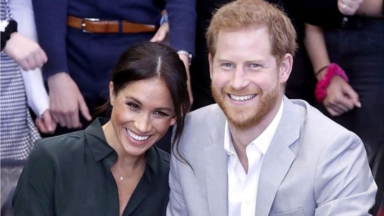 Resmi Mundur sebagai Anggota Kerajaan, Gelar “Yang Mulia” Pangeran Harry dan Meghan Dicopot