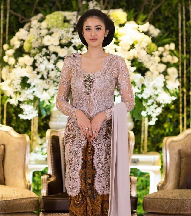 padupadan kain sampiran kebaya lamaran