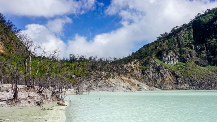 Jelajahi 8 Tempat Wisata di Bandung Ini. Cocok Buat Seru-Seruan Bareng Keluarga Saat Weekend