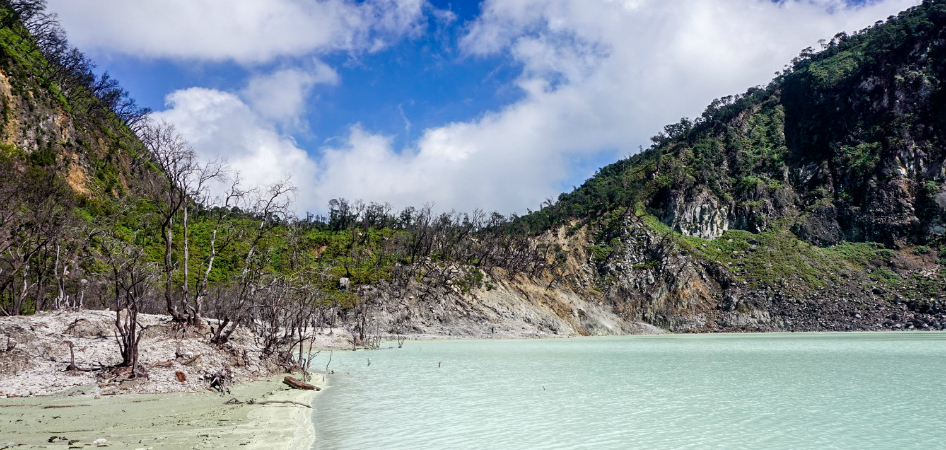 Jelajahi 8 Tempat Wisata di Bandung Ini. Cocok Buat Seru-Seruan Bareng Keluarga Saat Weekend