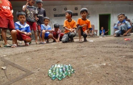 Google Permainan Tradisional Kelereng