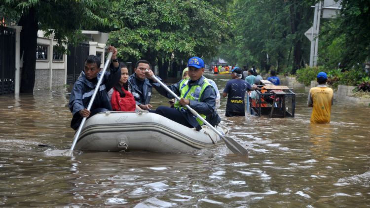 Buat Korban Banjir Jabodetabek, Polytron Gratiskan Biaya Jasa Perbaikan Elektronik Nih