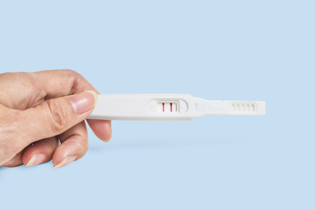 Agar Hasil Tepat Akurat, Ini Trik Menggunakan Test Pack yang Ternyata Nggak Bisa Sembarangan