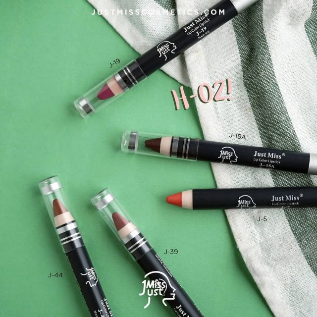 4 Lipstik Lokal Berbentuk Crayon yang Pilihan Warnanya Banyak. Bisa Nyegah Belepotan!