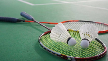 6 Alasan Badminton Jadi Olahraga yang Paling Cocok buat Pegawai Startup. Tolong PNS Minggir Dulu~