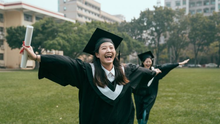 7 Alasan Fresh Graduate Tetap Dibutuhkan Perusahaan. Jangan Minder Meski Minim Pengalaman