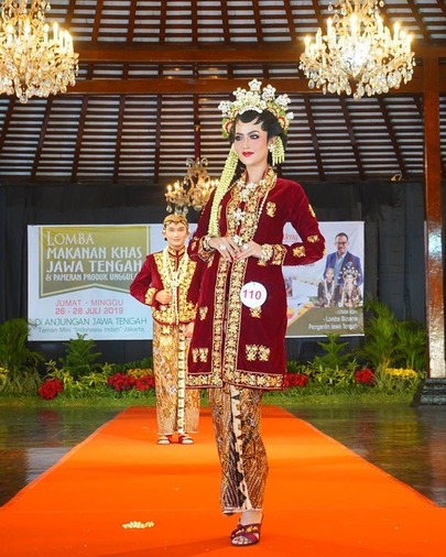 Pengantin Pemalang Putri / MUA : @rosisuccesswo @rnajwa