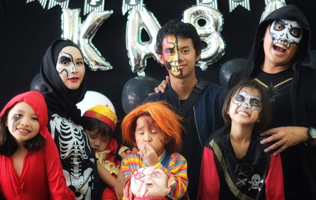 Sang Anak Tiba-Tiba Suka Chucky, Zaskia Mecca Ungkap Kekhawatirannya sebagai Orang Tua