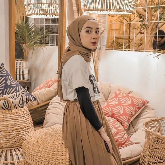 style hijab sederhana tapi menarik