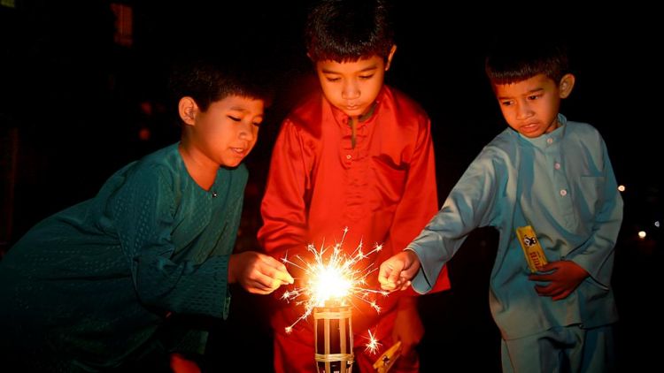 5 Kenangan di Bulan Puasa yang Bikin Kita Kangen Masa Kecil. Anak 90-an Pasti Paham deh~