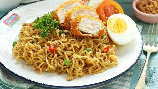 Mie Instan dan Cinta, Korelasi Sempurna atas Penyederhanaan Rasa yang Pernah Ada