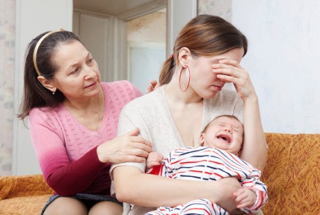 Pahami Risiko Baby Blues yang Makin Meningkat di Masa Pandemi. Waspada dan Sabar Ya, Moms!